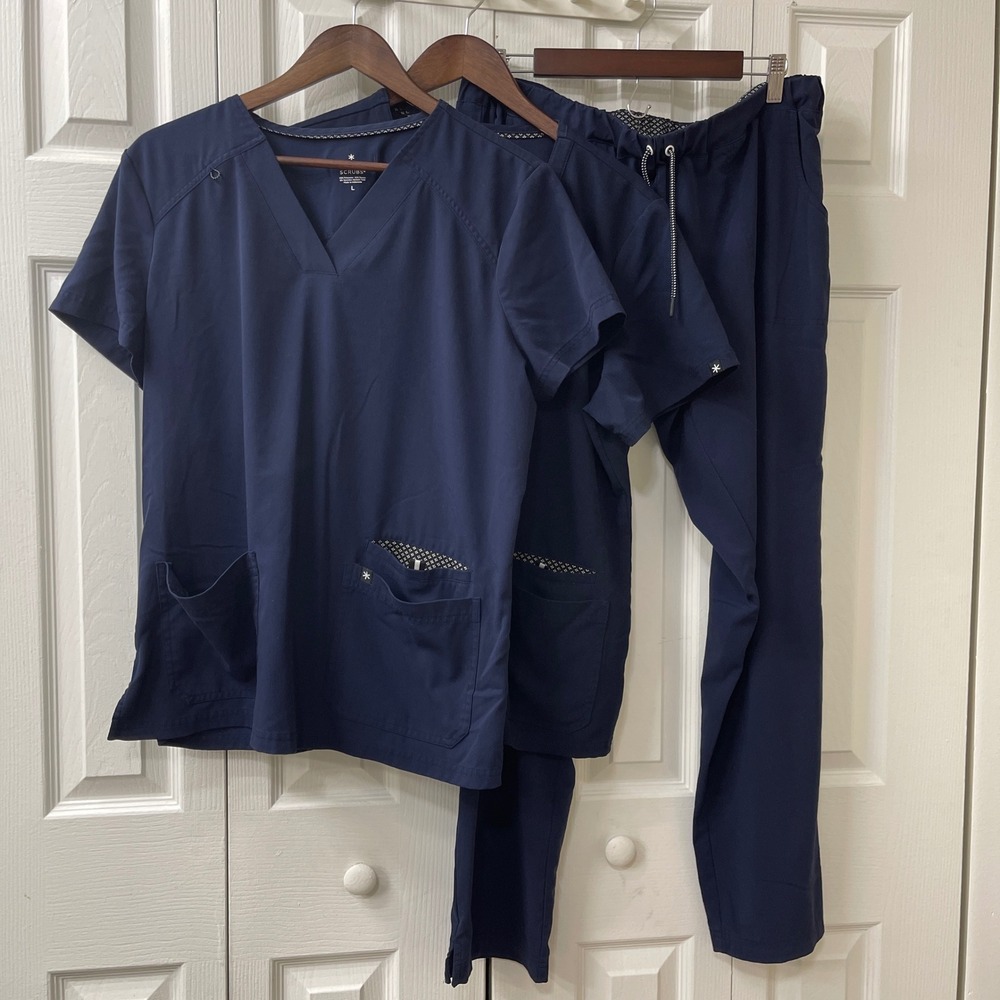 Beyond Scrubs Scrub Set Womens L Navy Blue 3pc 2 Tops 1 Pants Medical Uniform